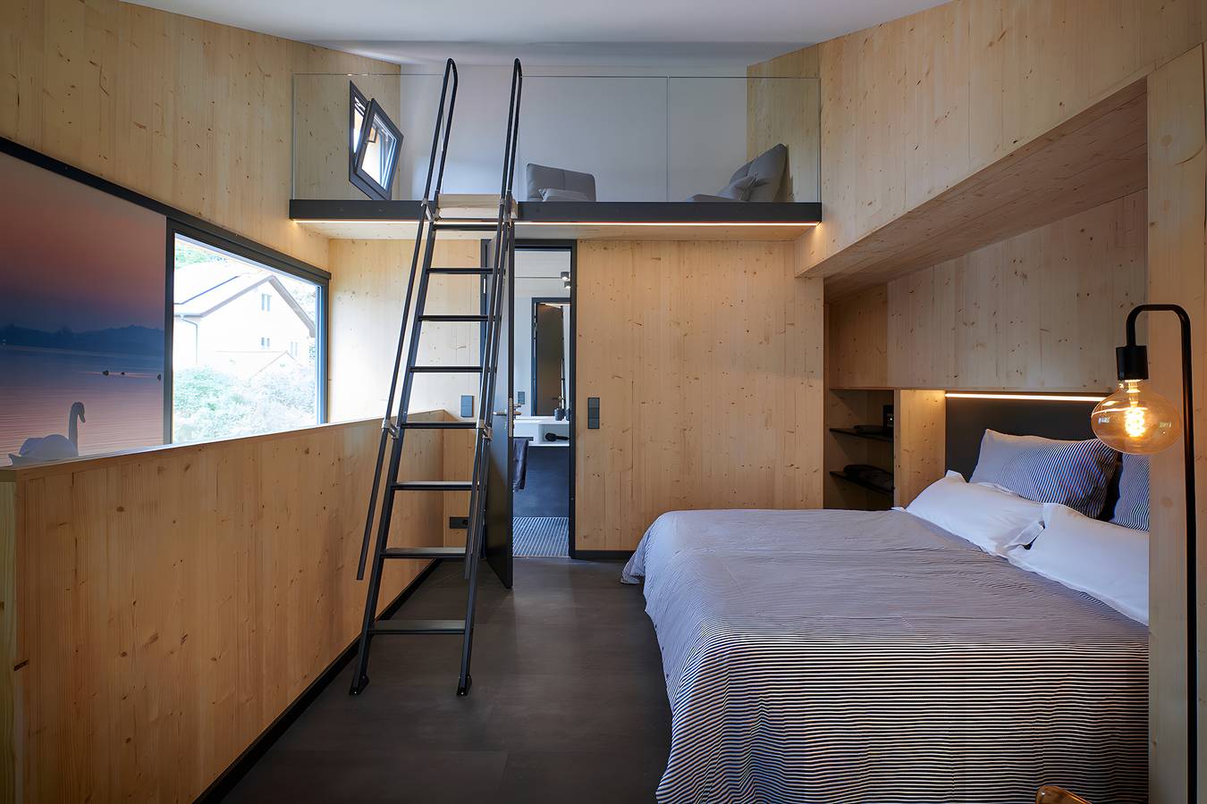 Holiday Home 'Ferienhaus Klar Zur Wende' with Balcony in Espasingen, Stockach