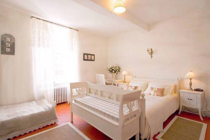 Location de vacances pour 8 personnes, avec jardin à Olonzac - 4