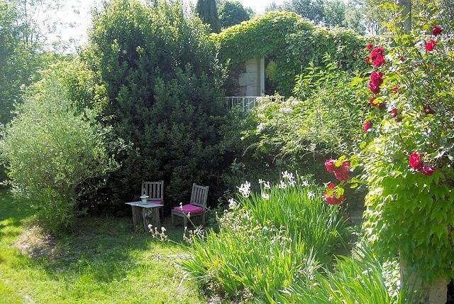 Le Clos de l'Ambre - Chambre Rose in Divajeu, Région de Die
