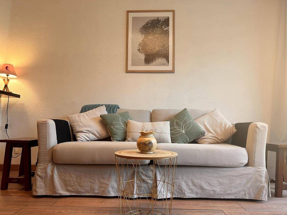 Appartement entier, One-Bedroom Apartment in Aillon-le-Jeune, Région de Chambéry