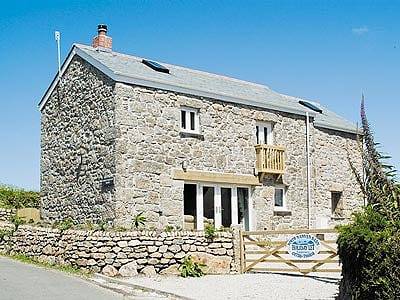 Cottage for 5 people, with garden, with pets in Cornwall