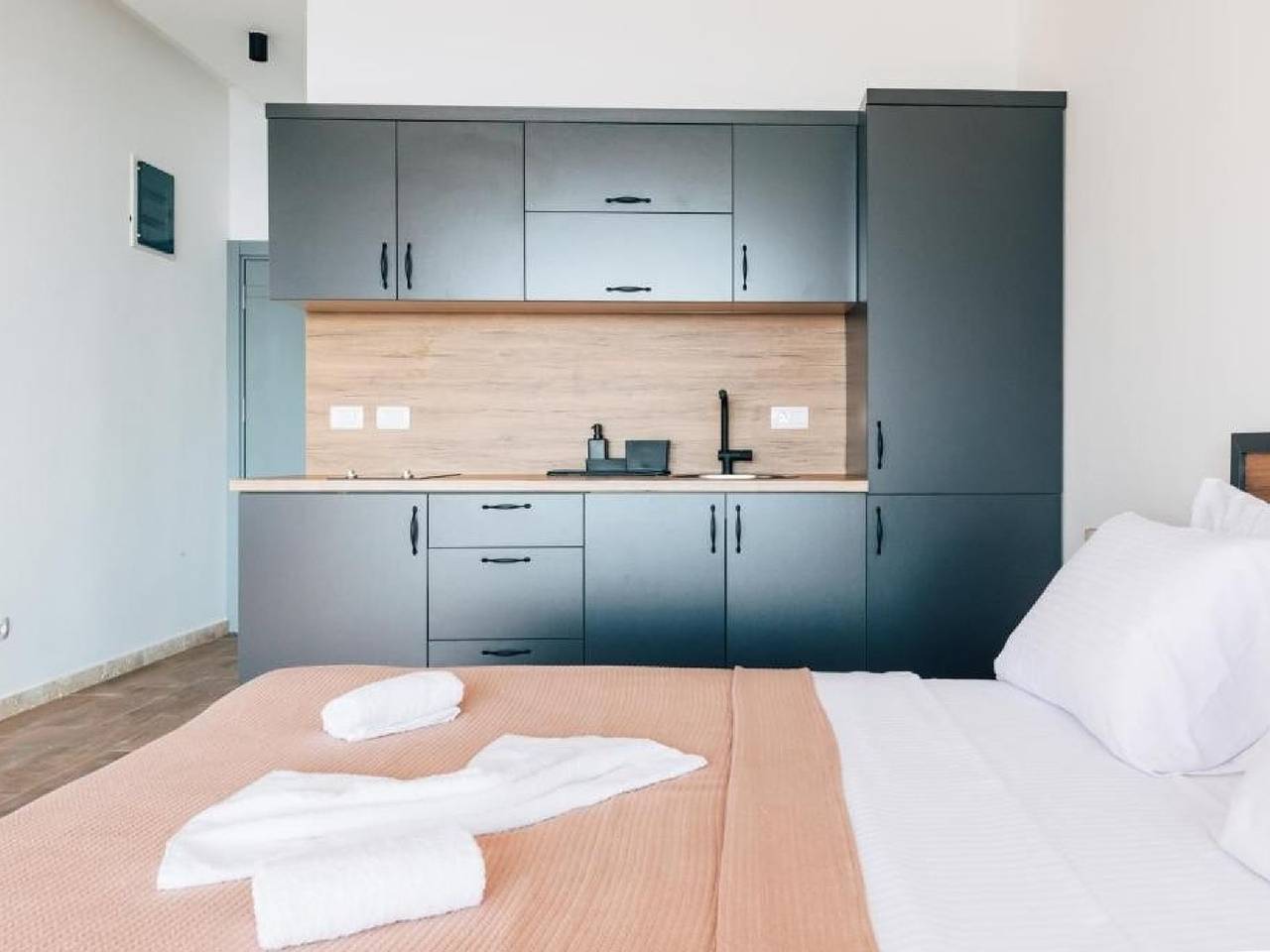 Ganze Wohnung, Studio with Sea View in Utjeha-Bušat, Montenegro Coast