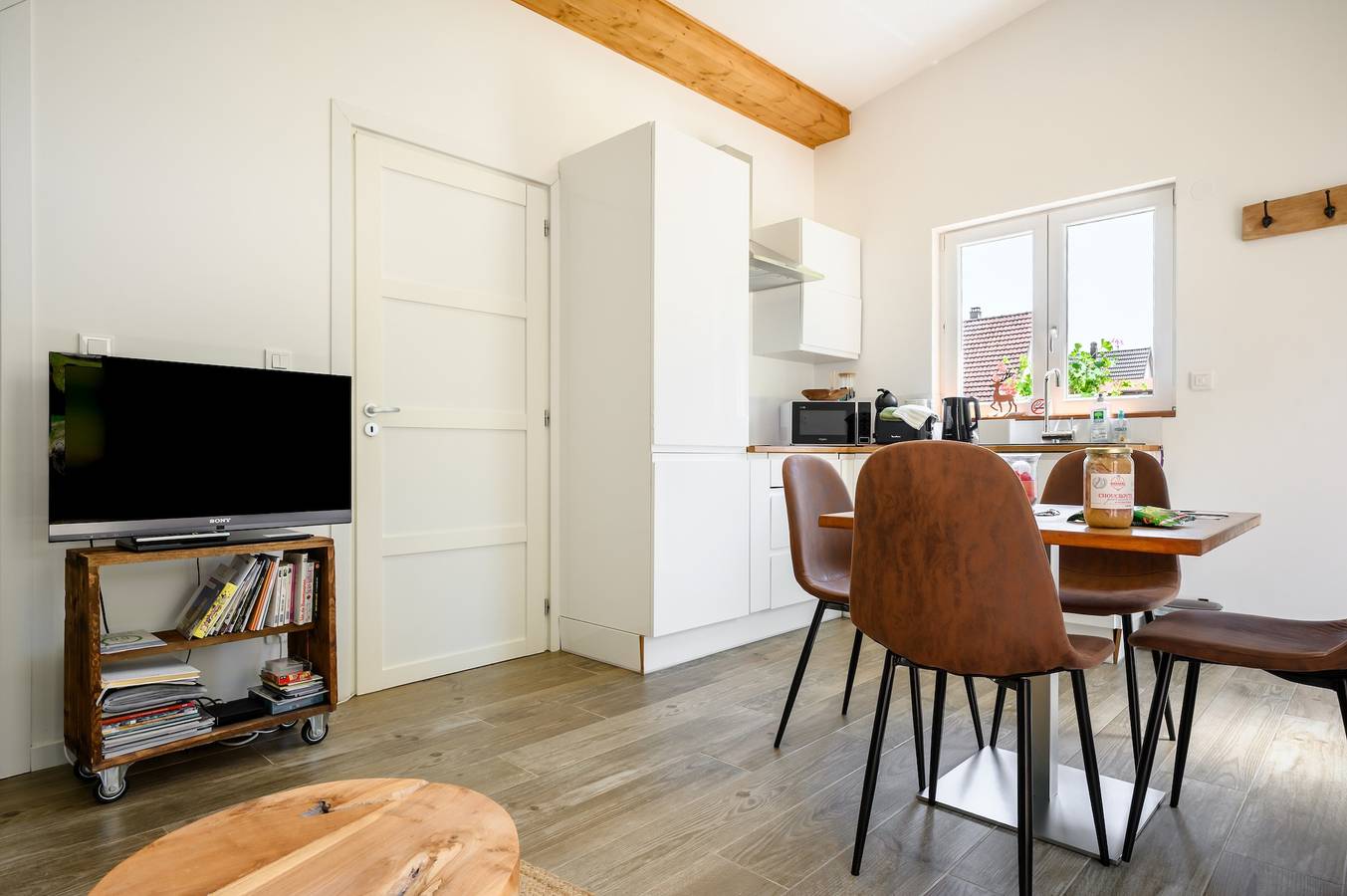 Vakantiehuis 'Flora Gîte' met privéterras, tuin en wifi, foto 11