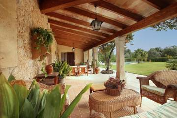 Villa in Pollença Stadt, Pollença für 8 