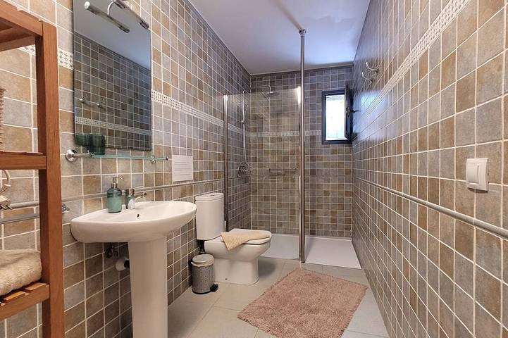 Ganze Wohnung, Casa La Asomada: modern, privater Jacuzzi, Meerblick, Wifi, Klimaanlage in La Asomada, Tías