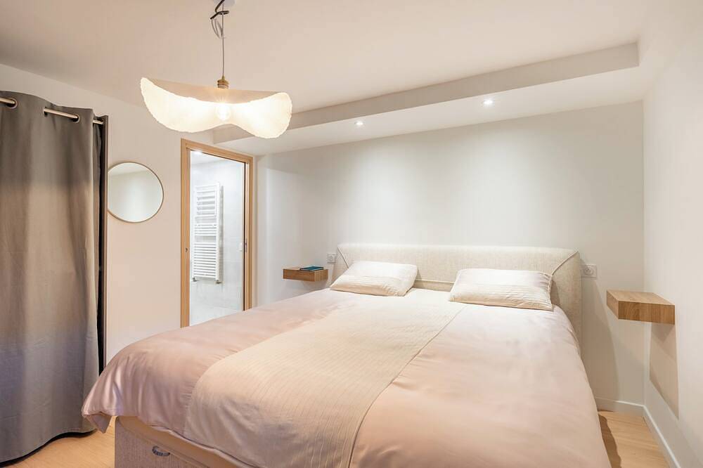 Entire apartment, New 2-room apartment with free parking in Poisy, Annecy region