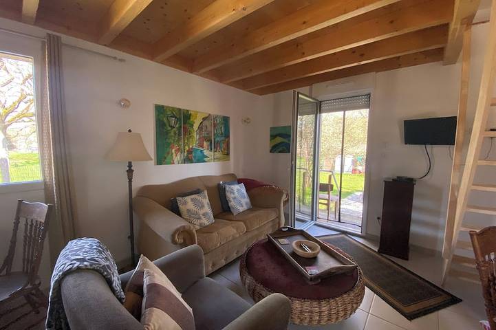 Gîte pour 2 personnes, avec Terrasse et Jardin à Valojoulx - 3