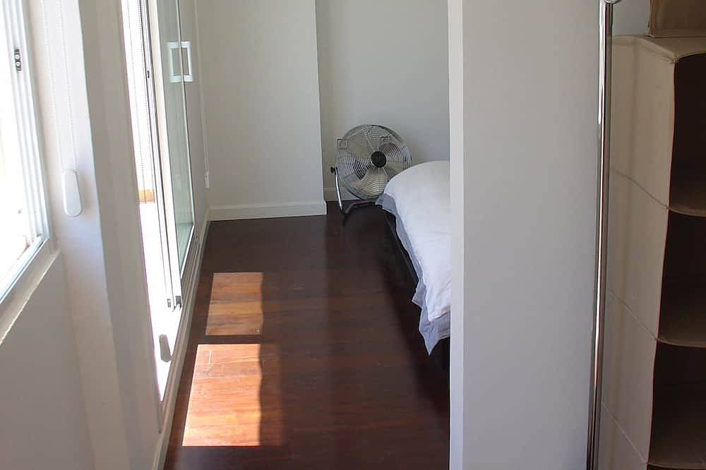 Apartamento entero, Duplex centro Sitges a 50 metros playa- Wifi gratis, A/C y Parking privado in Sitges, Garraf