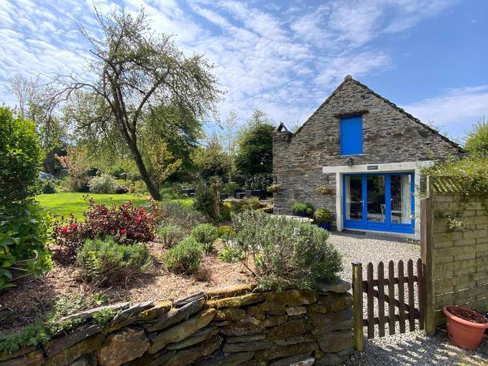 Gîte pour 2 personnes, avec piscine ainsi que vue et jardin, animaux acceptés à Sizun - 3