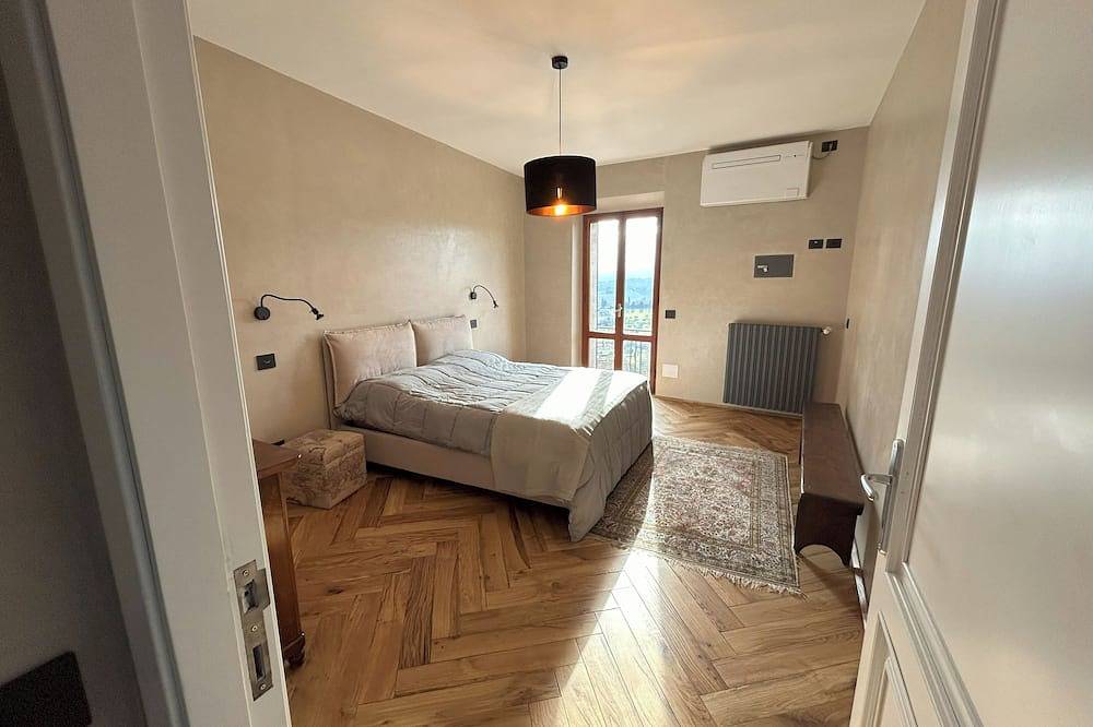 Appartement entier, Luxury apartment in Chianciano Terme with access to pool in Chianciano Terme, Province de Sienne