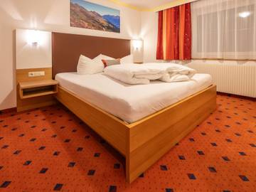 Ferienwohnung für 11 Personen in Kappl, Tirol, Bild 4