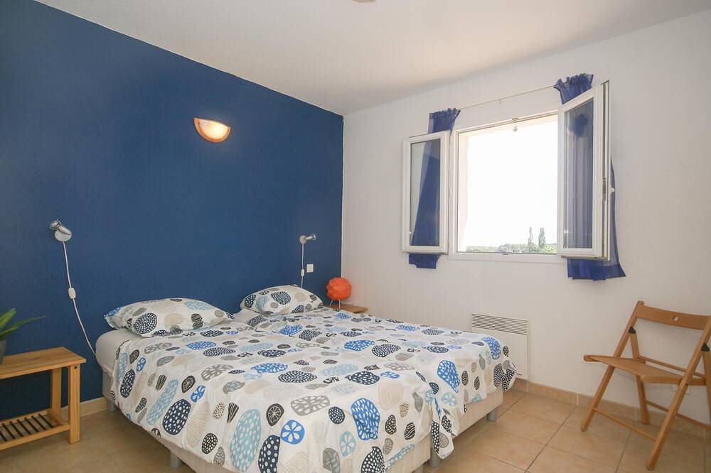 Villa in kleiner Domäne mit Pool und Tennisplatz in Aups, Brignoles Region