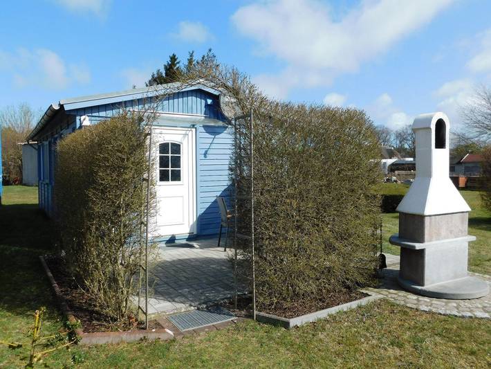 Ferienhaus für 3 Personen, mit Terrasse und Garten in Wieck am Darß - 2