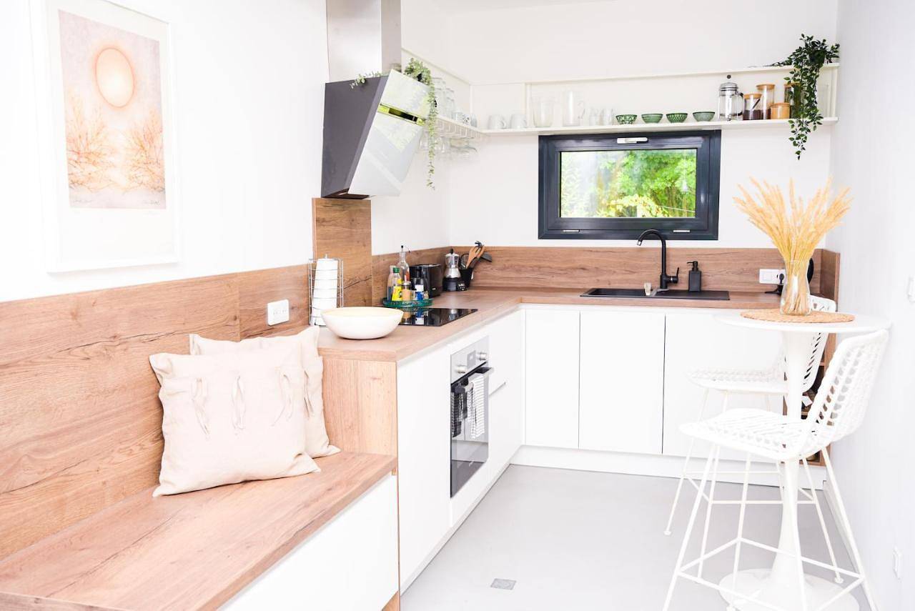 Ganze Wohnung, Moulinas - Studio de Rêve avec Jardin - 5 étoiles in Dieulefit, Nyons und Umgebung
