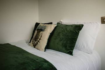 Holiday Apartment for 4 People in County Antrim, Ulster, Photo 4