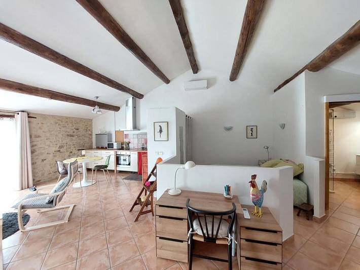 Location de vacances pour 2 personnes, avec vue ainsi que jardin et piscine à Sérignan-du-Comtat - 2