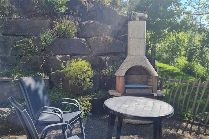 Gîte pour 3 personnes, avec jardin et terrasse, animaux acceptés à Wiehl - 4