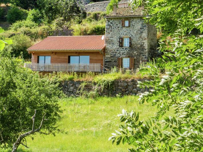 Location de vacances pour 7 personnes, avec jardin et terrasse à Saint-Privat-d'Allier - 2