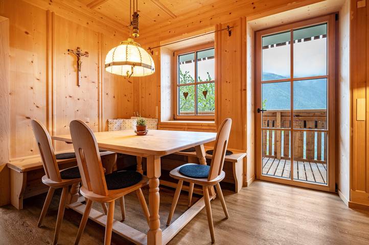 Gîte pour 6 personnes, avec jardin à Funes