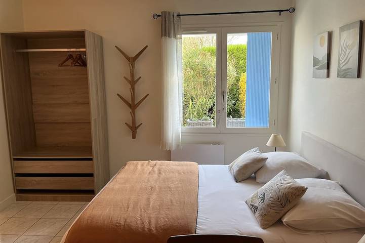 Gîte pour 2 personnes, avec piscine ainsi que terrasse et jardin à Chaillé-les-Marais - 2