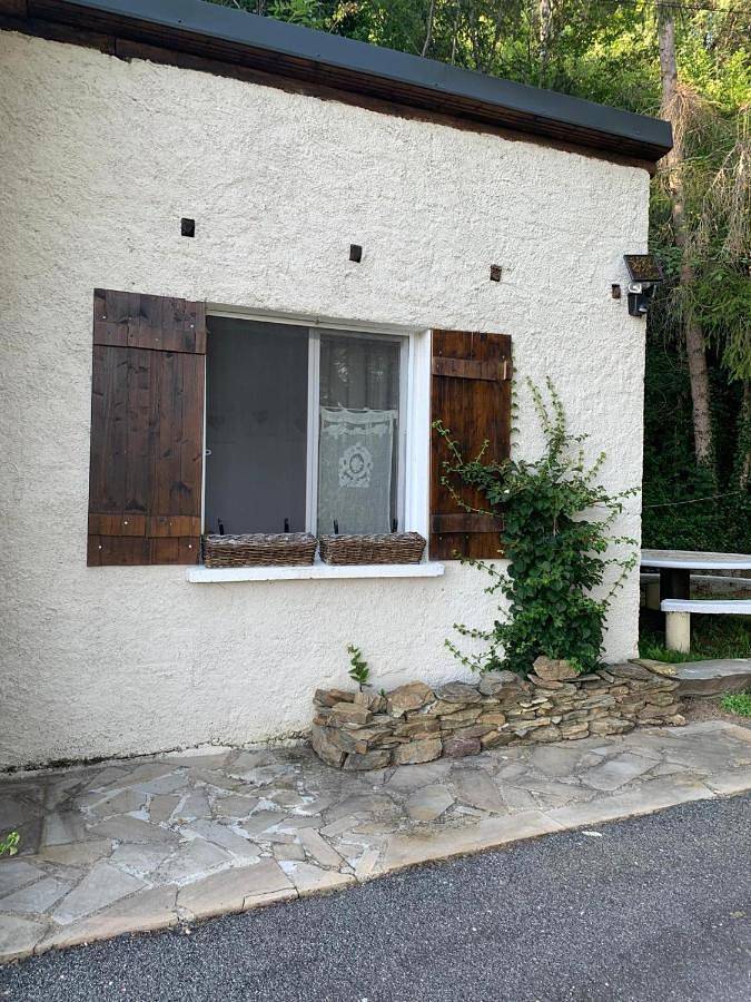 Location de vacances pour 11 personnes, avec vue et terrasse, animaux acceptés à Réquista - 2