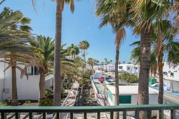 Apartment for 4 People in Puerto del Carmen, Tías, Photo 2