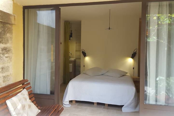 Maison du Sonneur, centre historique d'Uzès. Maison individuelle, cour privative in Uzès, Région de Nîmes