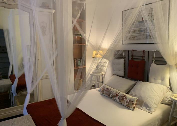 Chambre d’hôte pour 2 personnes, avec balcon