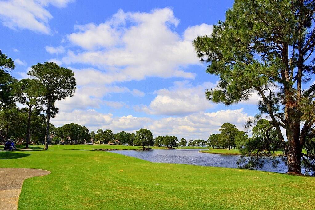 Beach Rental for 8 Guests in Four Mile Village, Miramar Beach