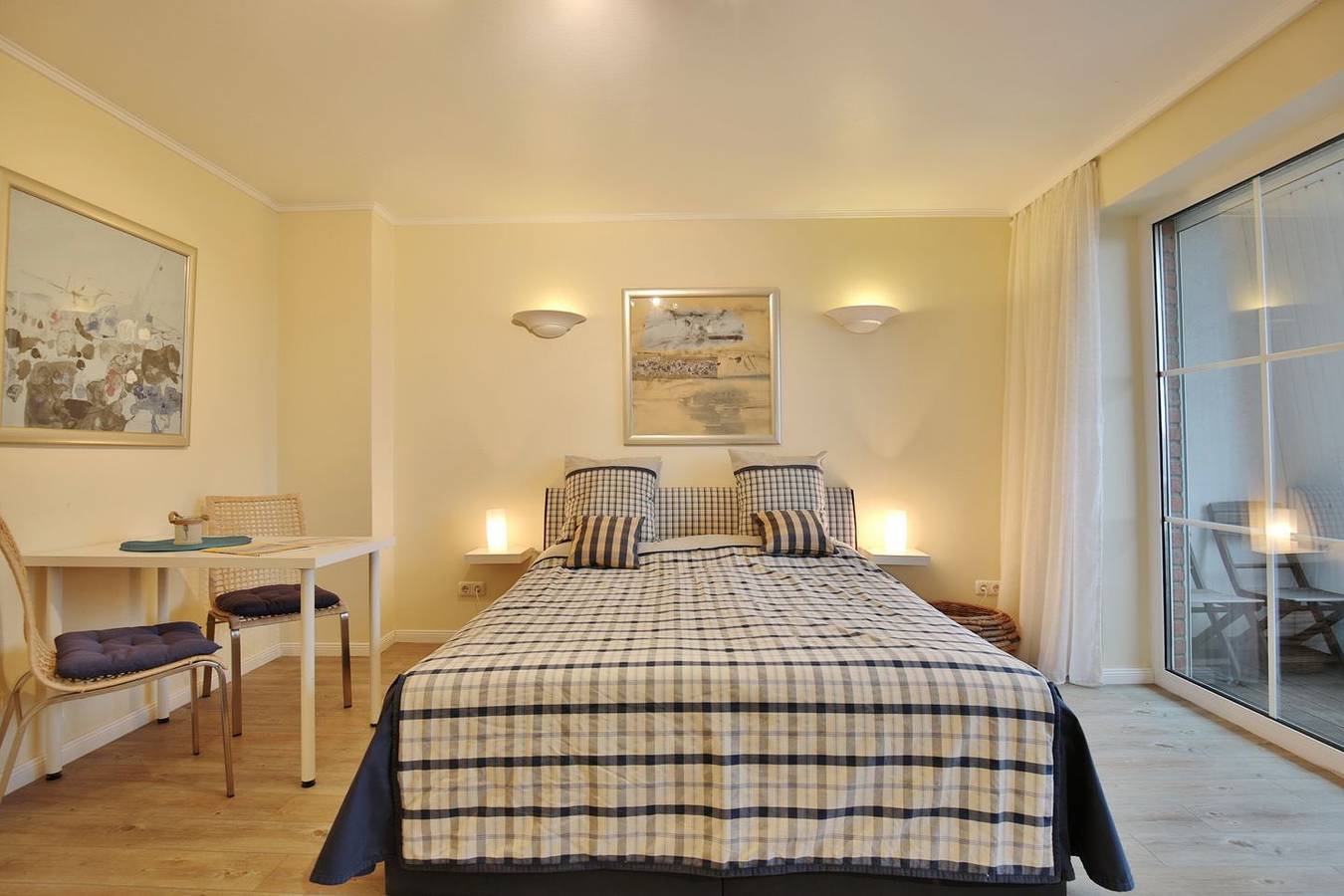 Geheel appartement, Vakantieappartement voor 2 personen met balkon in Timmendorfer Strand, Kreis Ostholstein