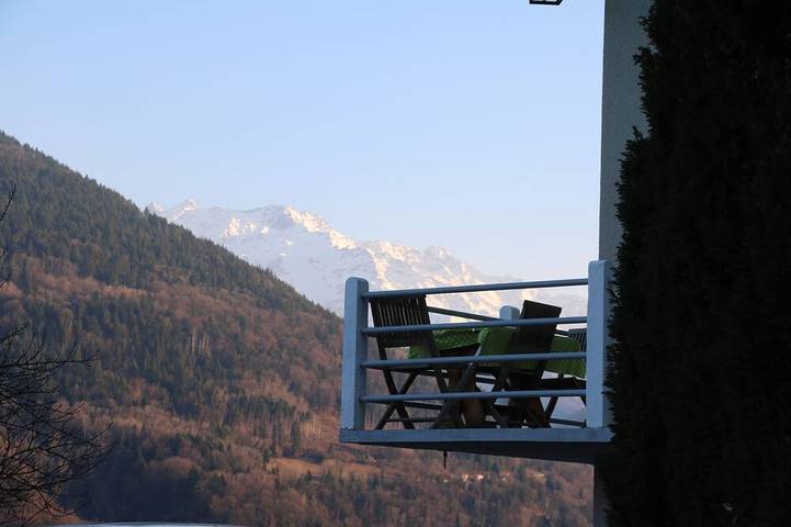 Gîte pour 6 personnes, avec jardin ainsi que jacuzzi et balcon dans Le Moutaret