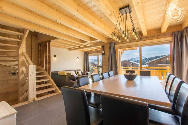 Gîte pour 10 personnes, avec sauna et terrasse, animaux acceptés à Les Saisies - 2