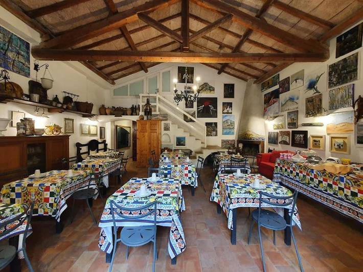 Gîte pour 2 personnes, avec vue ainsi que piscine et jardin à Mascalucia - 2