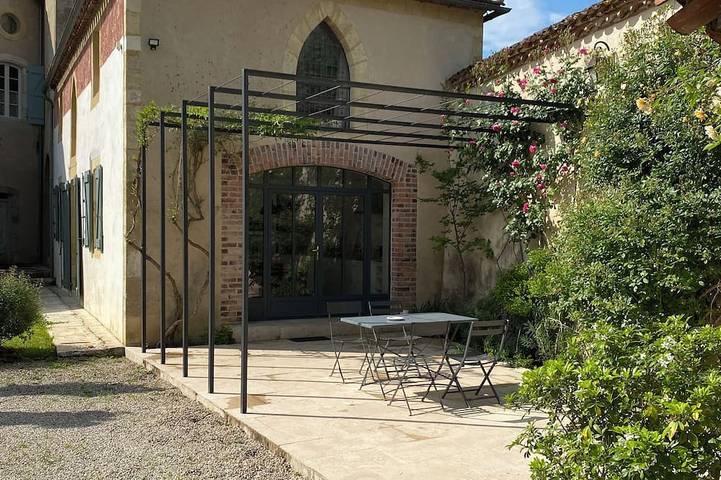Location de vacances pour 6 personnes, avec Terrasse et Jardin à Albas