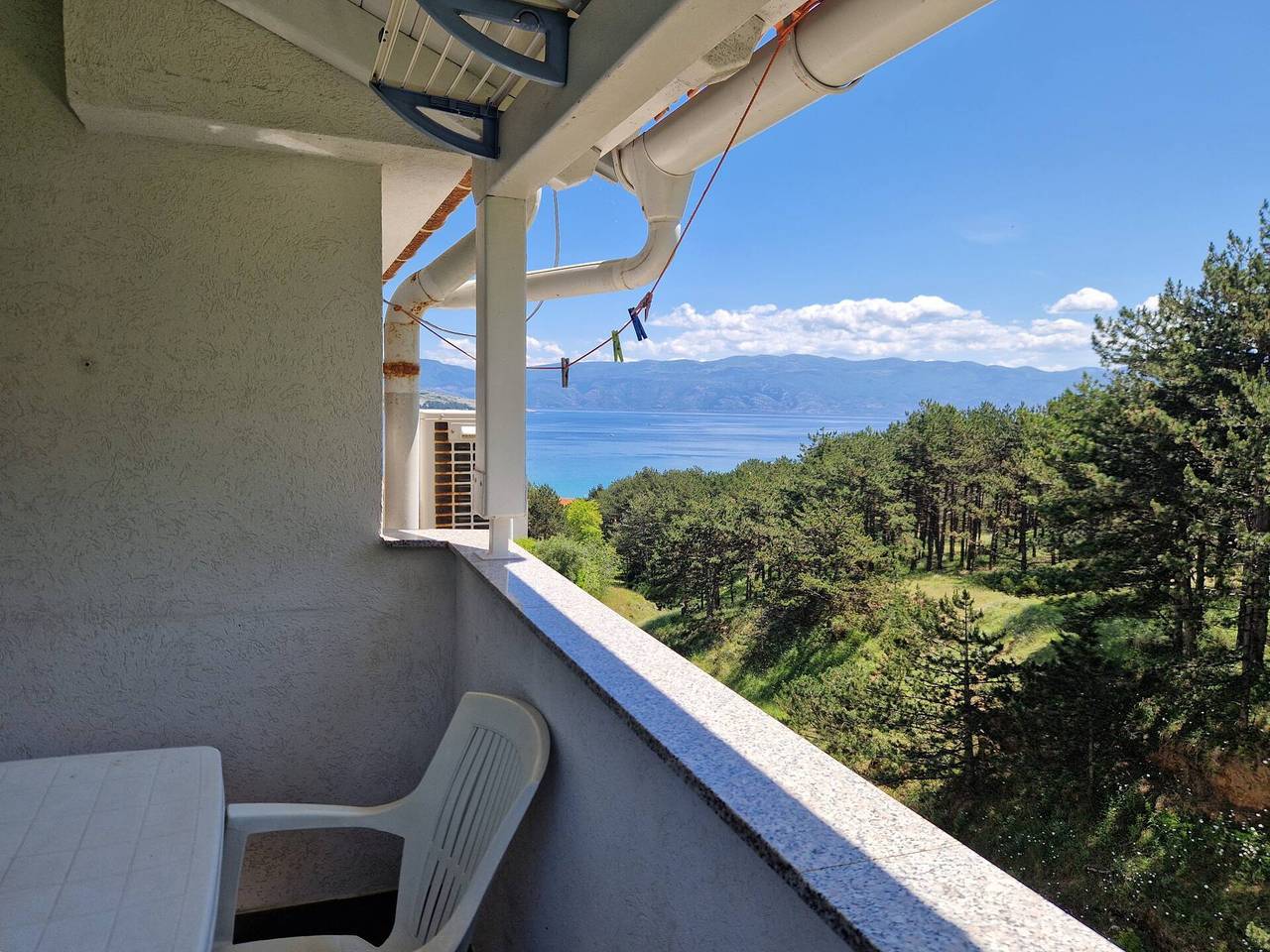 Apartamento entero, Aapartment Vavrickova - with Balcony, 400m from the Beach in Baska, Krk (isla)