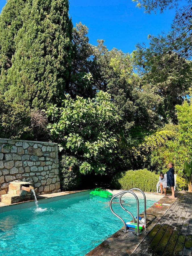 Location de vacances pour 11 personnes, avec jardin ainsi que piscine et vue dans Plage Du Pradeau - 4