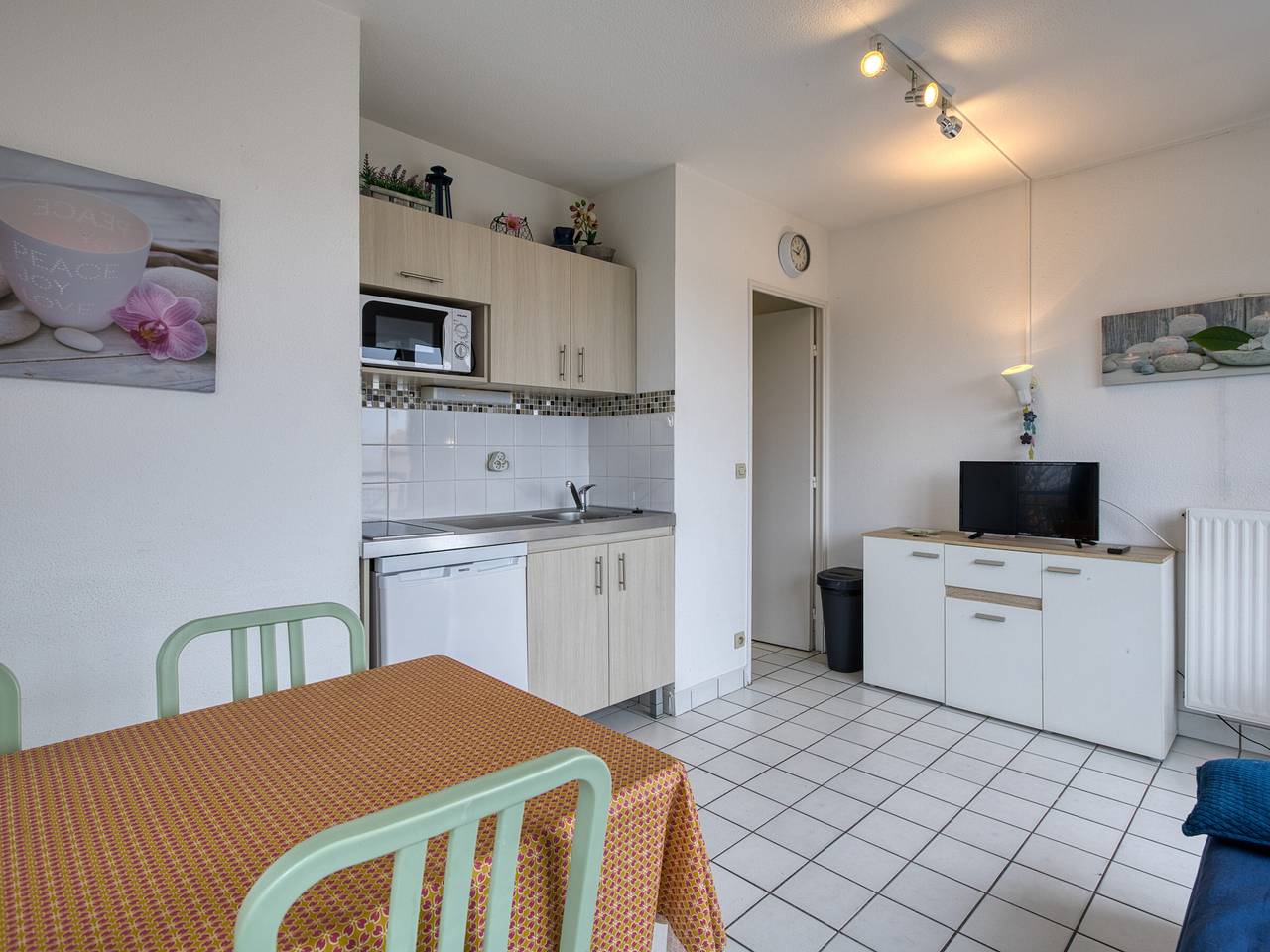 Apartamento entero, Châtelaillon-Plage: Apartamento para 2 con piscina y vista al mar in Châtelaillon-Plage, Región de La Rochelle