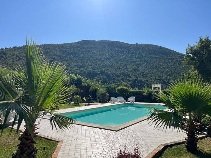 Villa per 7 persone, con giardino e sauna nonché piscina e panorama - 1