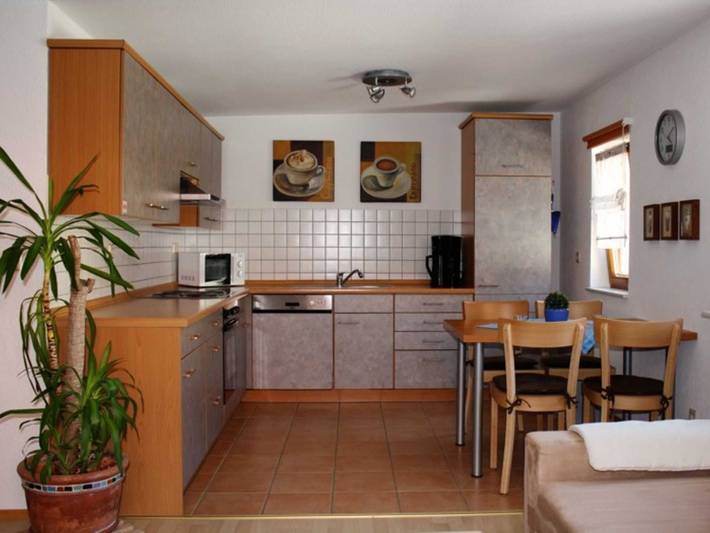 Ferienwohnung für 4 Personen, mit Balkon und Garten in Ettenheim - 2