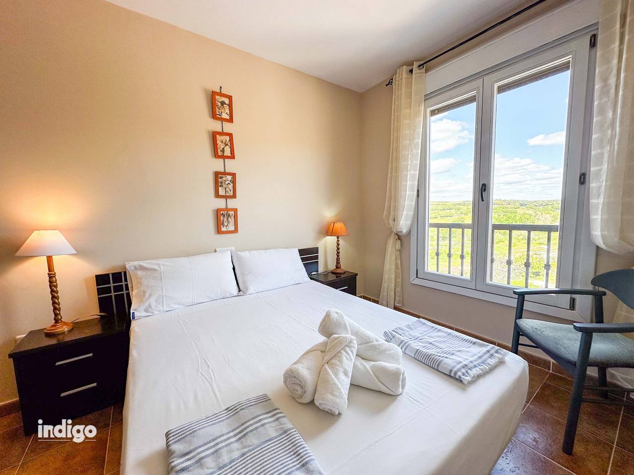 Apartamento inteiro, Apartamento de férias para 6 pessoas com piscina infantil in Urbanizacion Costa Esuri, Ayamonte