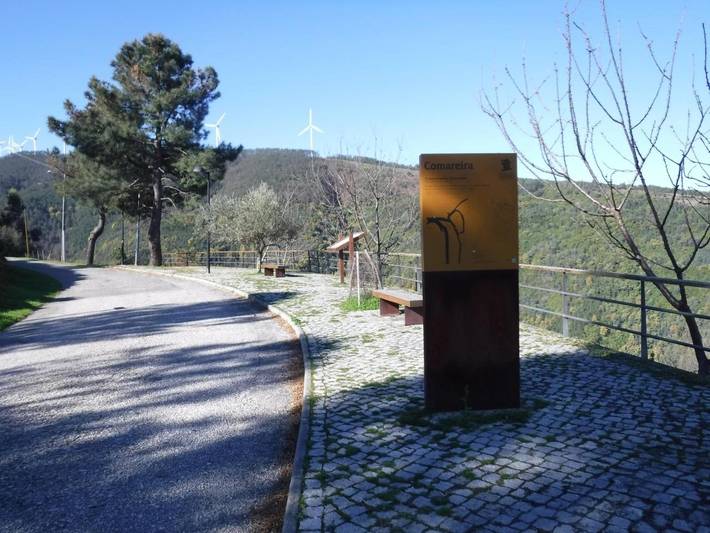 Maison de campagne pour 2 personnes, avec vue et jardin dans Góis - 4
