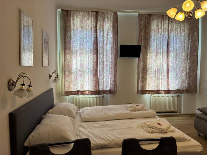 Ganze Ferienwohnung, Mariazellerhof Room 103 in St. Pölten, Mostviertel