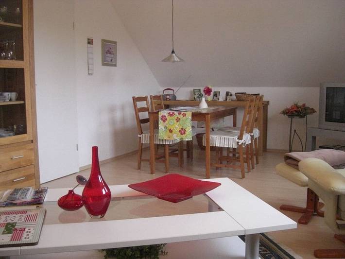 Ferienhaus für 3 Personen, mit Terrasse und Garten in Grünendeich - 3