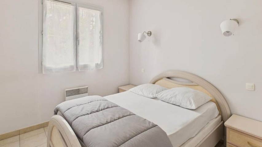 Gîte pour 7 personnes, avec jardin dans Taussat - 4