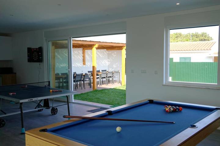 Casa rural para 10 personas, con Balcón y Terraza además de Jardín y Piscina en Costa da Caparica - 4