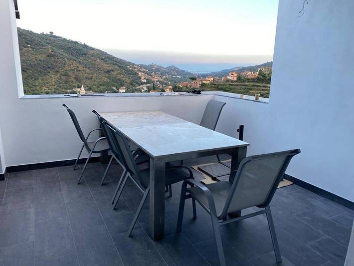 Ferienhaus für 6 Personen, mit Balkon und Terrasse sowie Ausblick