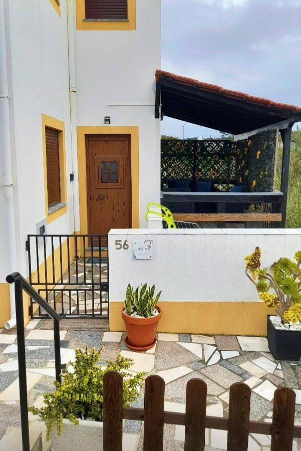 Casa de férias para 8 pessoas, com varanda em Zambujeira do Mar