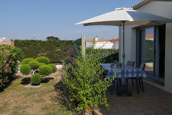 Gîte pour 8 personnes, avec jardin et terrasse