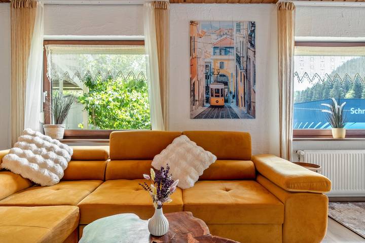 Ganze Wohnung, Hundefreundliches Apartment Anni's Waldloge im Luftkurort mit Terrasse in Schramberg, Mittlerer Schwarzwald