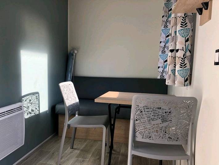 Camping pour 2 personnes, avec bassin pour enfant dans Centre-Val de Loire - 2